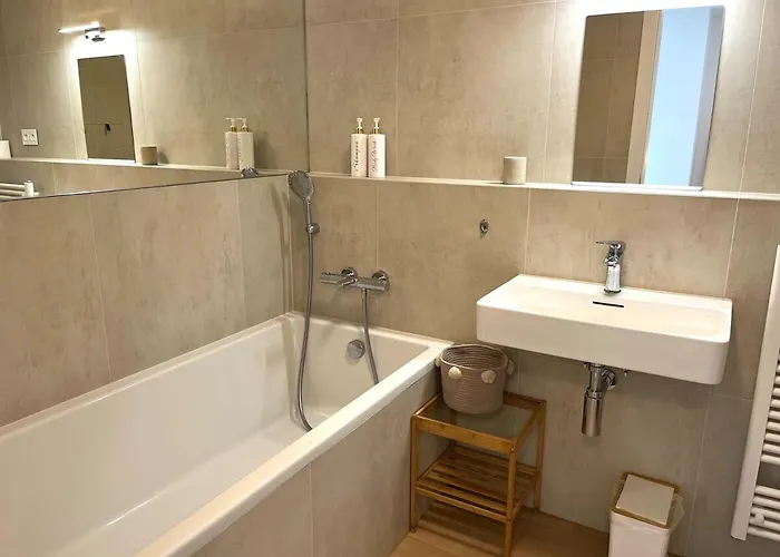 Luxury Aparment In Eurovea Tower アパート *