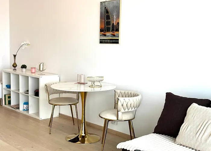 Luxury Aparment In Eurovea Tower アパート