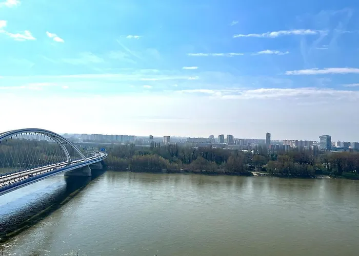 Luxury Aparment In Eurovea Tower